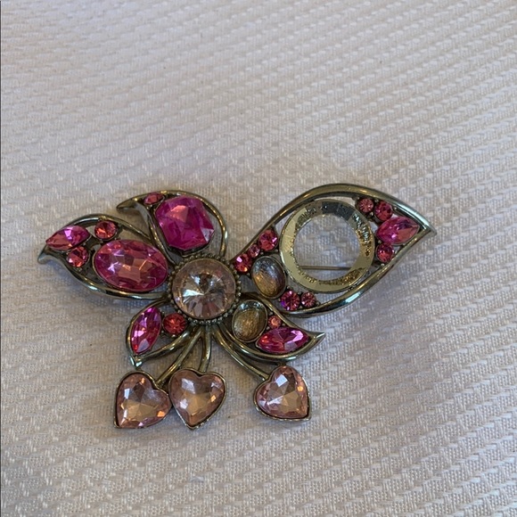 Pink Crystals and Hearts in Silver Tone Brooch Pin - Picture 1 of 4
